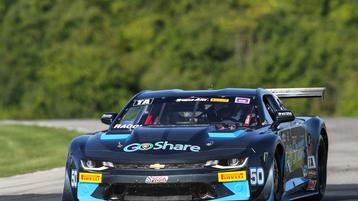 Ragginger and Robinson open Road America weekend in style 